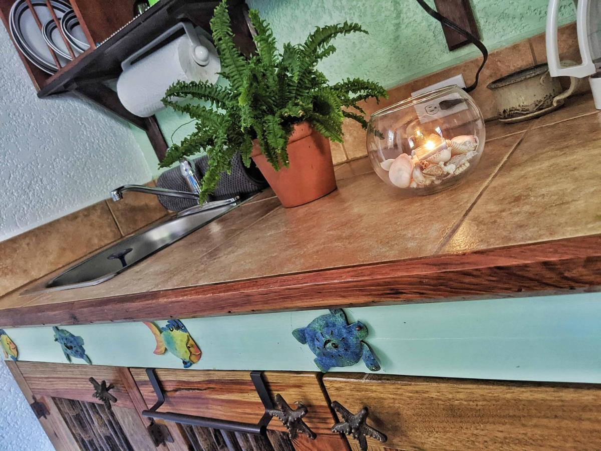 ווסט ביי Seaside Inn Roatan מראה חיצוני תמונה