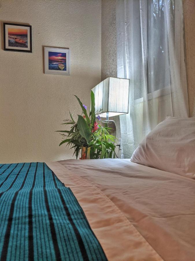 ווסט ביי Seaside Inn Roatan מראה חיצוני תמונה