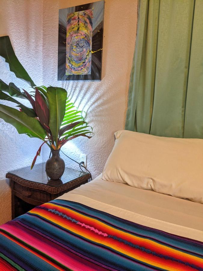 ווסט ביי Seaside Inn Roatan מראה חיצוני תמונה