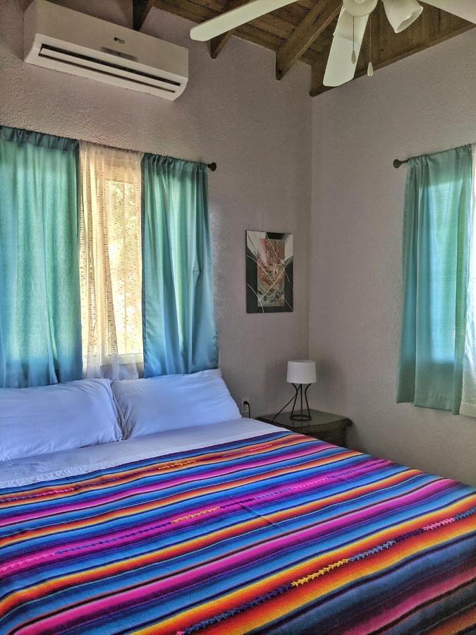 ווסט ביי Seaside Inn Roatan מראה חיצוני תמונה
